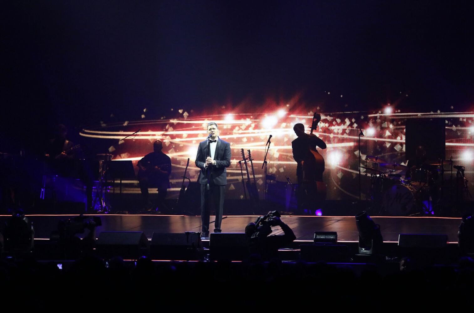 Singer croons to sold-out crowd