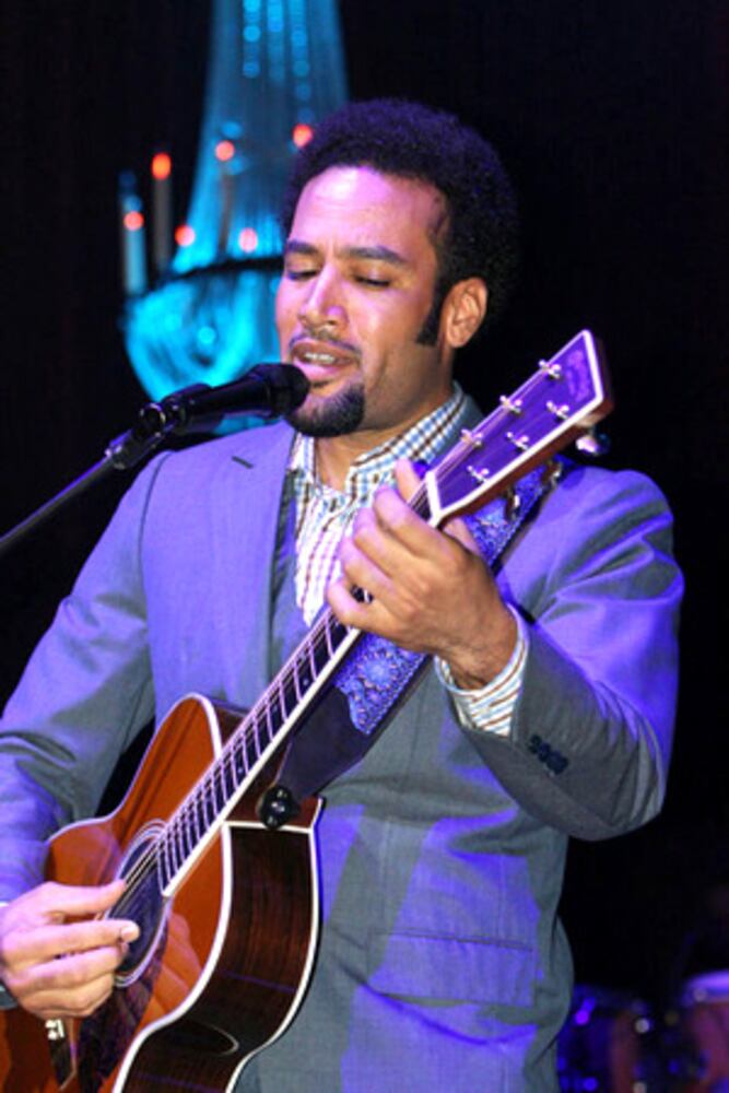 Ben Harper and the Innocent Criminals at the Fox