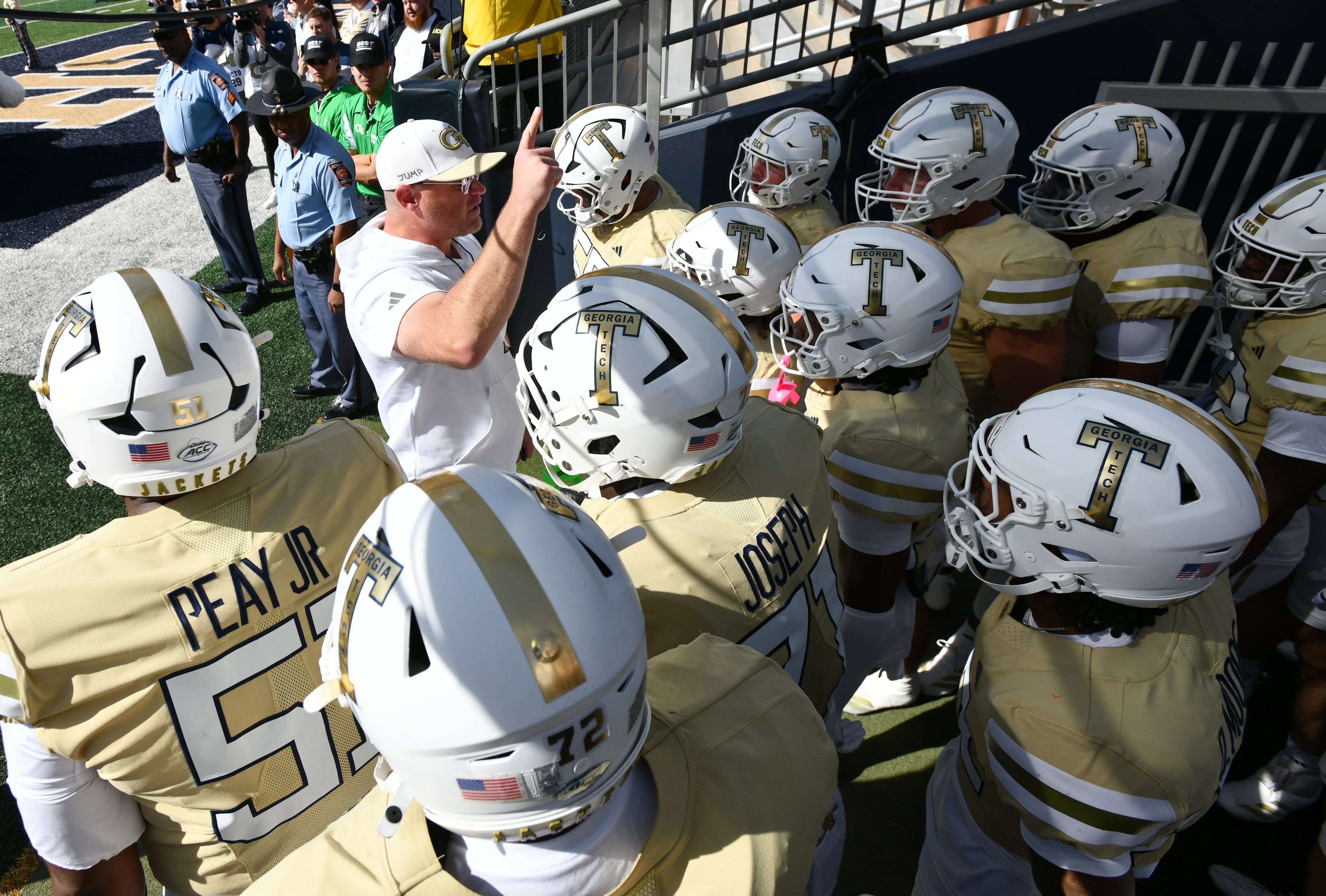 Georgia Tech head coach Brent Key cheers up players before an NCAA college football game against Syracuse at Bobby Dodd Stadium, Saturday, Oct. 25, 2025 in Atlanta. (Hyosub Shin/AJC)