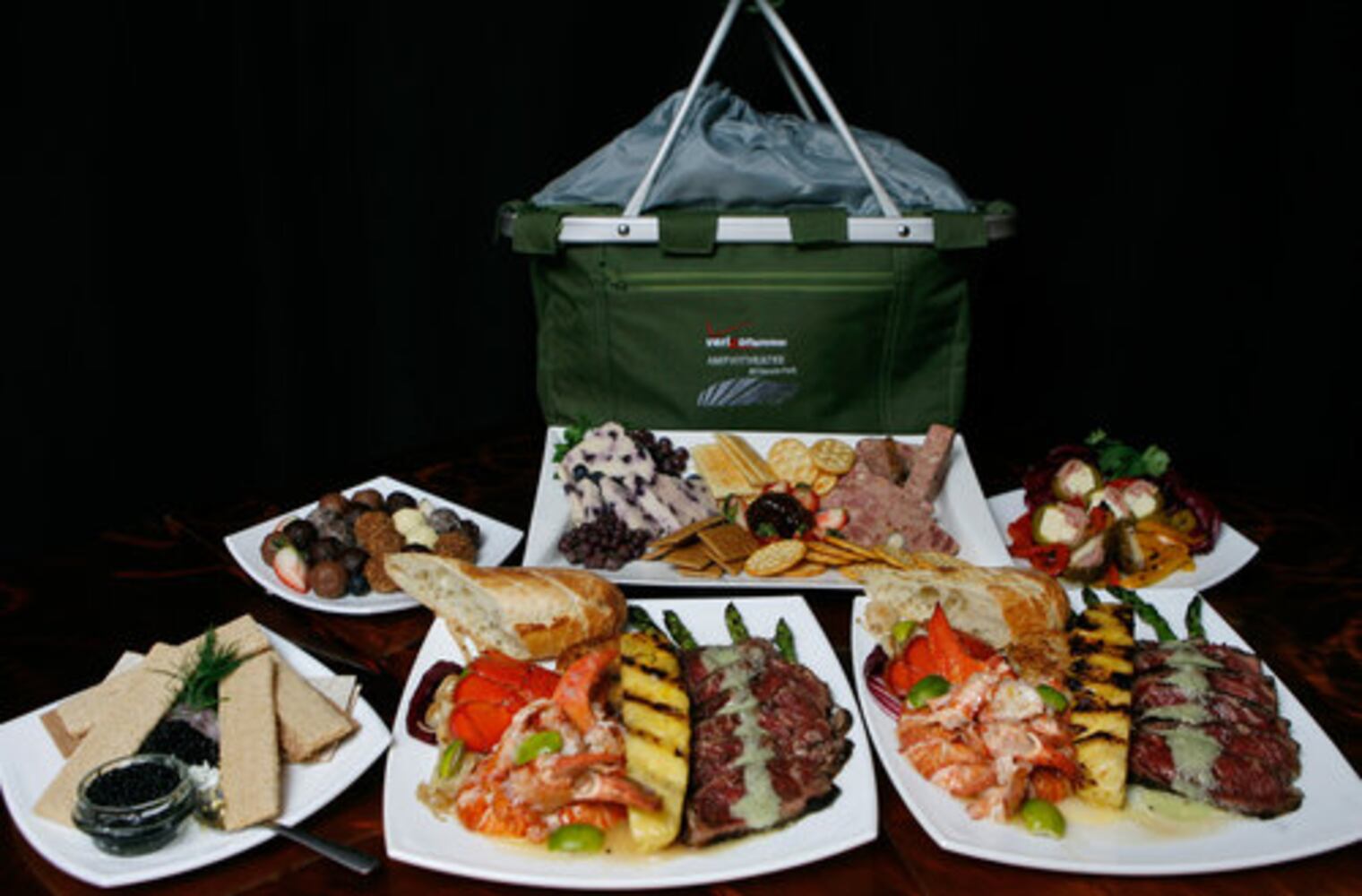 The art of the picnic, symphony-style