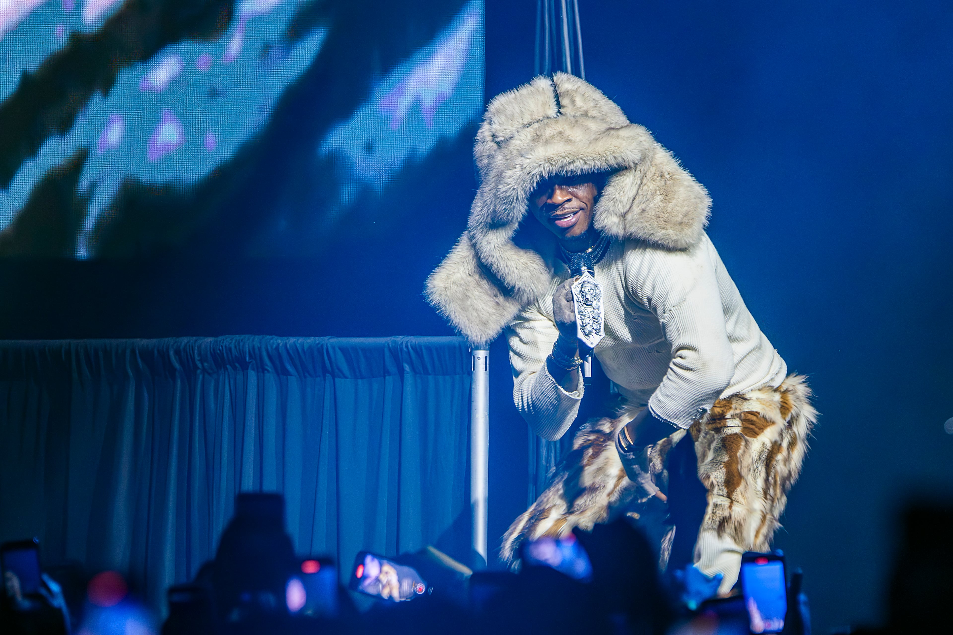 During rapper Gunna's hometown show at State Farm Arena, he performed songs including "Drip 2 Hard" and "Ski." (Courtesy of Terence Rushin/State Farm Arena)