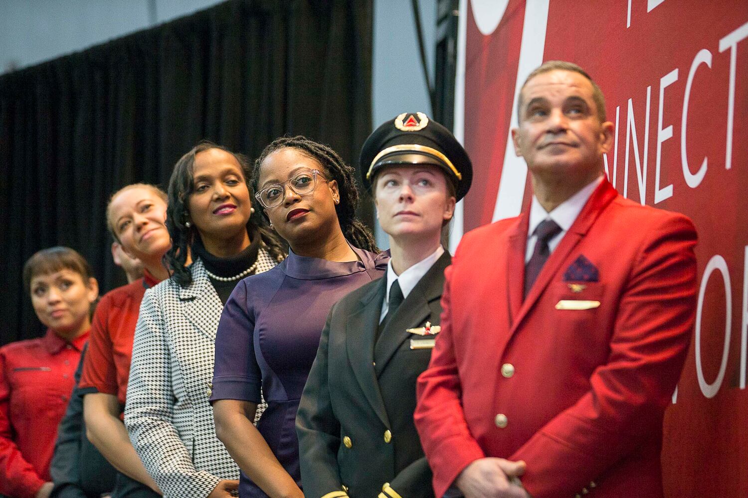 Delta celebrates $1.6 billion profit sharing payout to employees