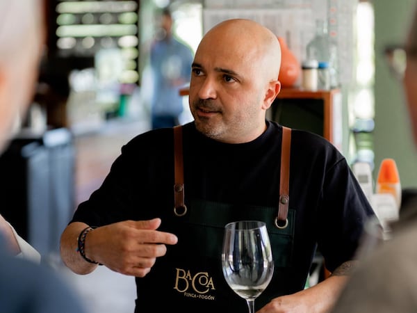 Chef Raul Correa speaks to attendees at the Sanse Atlanta Food Festival in 2025.