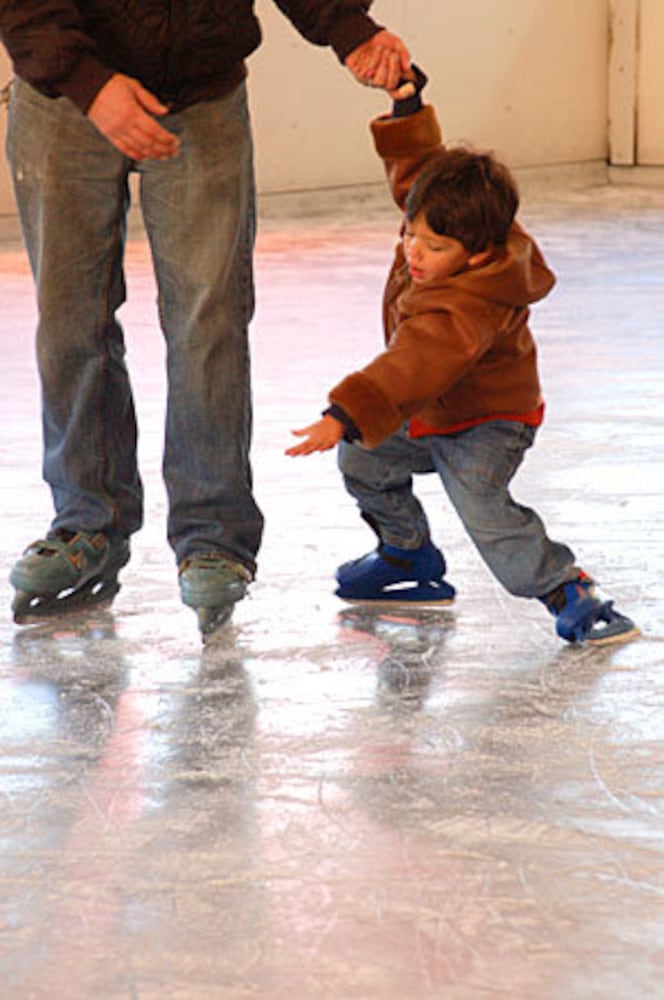 Ice skating returns to Atlanta's Centennial Park
