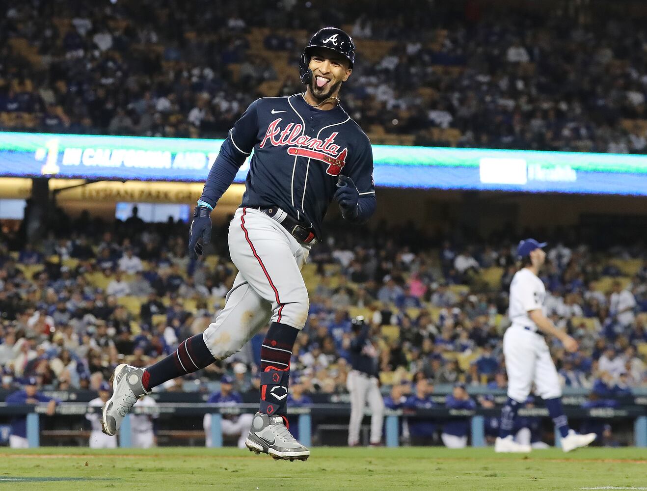 BRAVES PHOTO