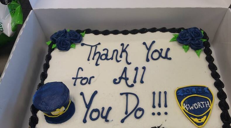 An Acworth Police Department cake