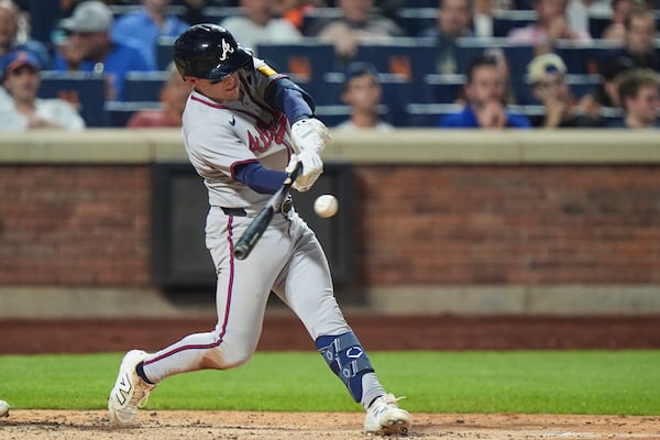 Atlanta Braves' Nick Allen hits an RBI single during the sixth inning of a baseball game against the New York Mets Tuesday, June 24, 2025, in New York. (AP Photo/Frank Franklin II)