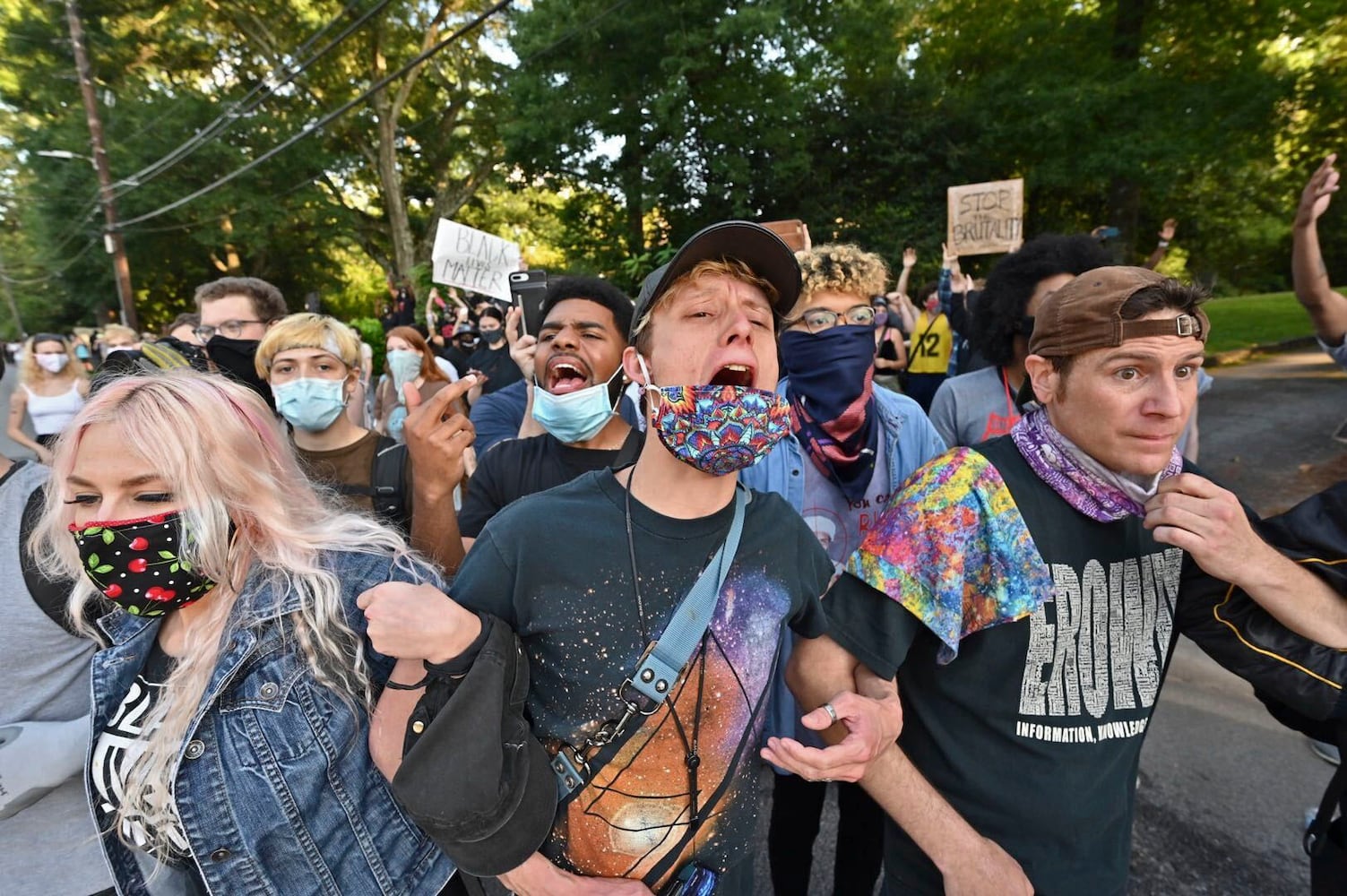 Behind the lens - Protests: Hyosub Shin