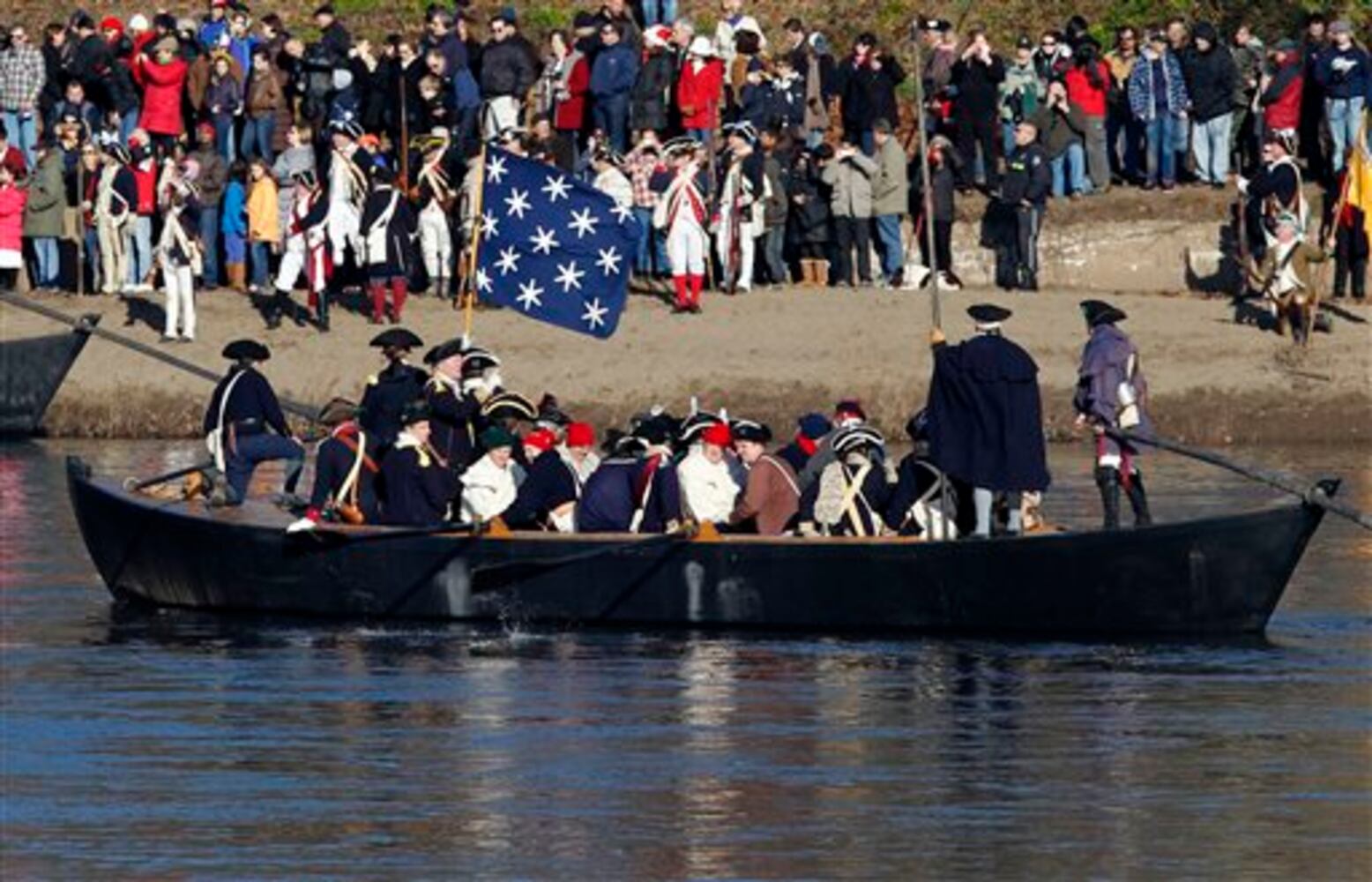 Hundreds gather for Washington's annual river trek