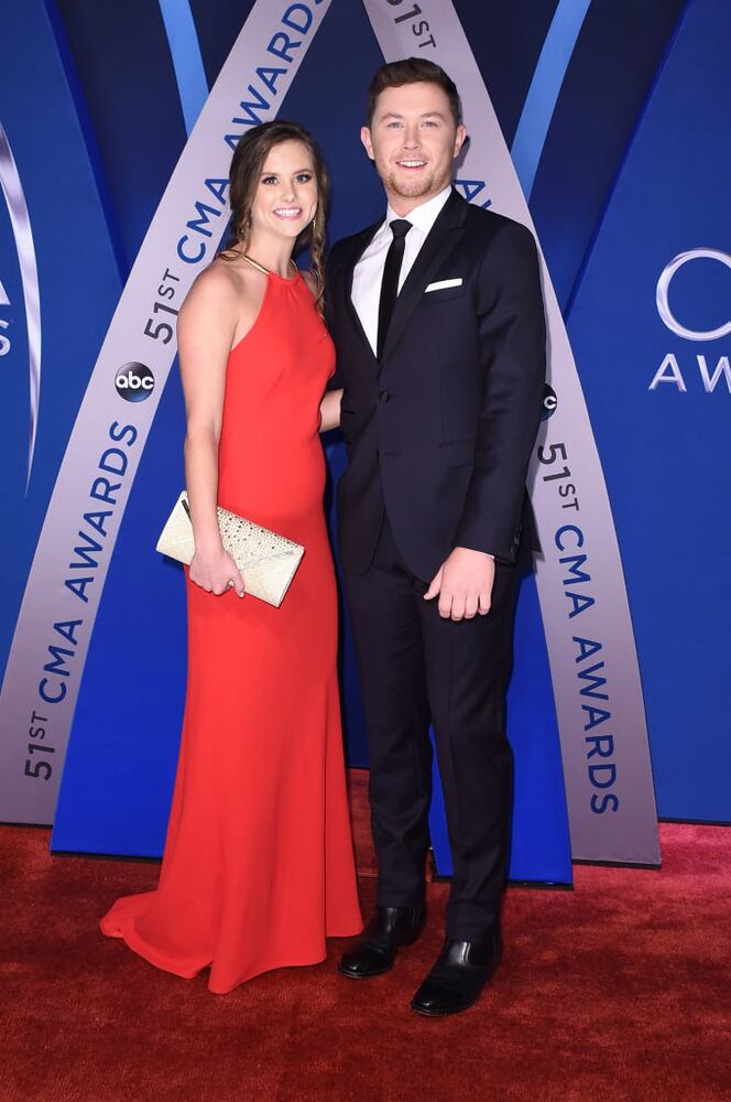 PHOTOS: 51st CMAs red carpet arrivals