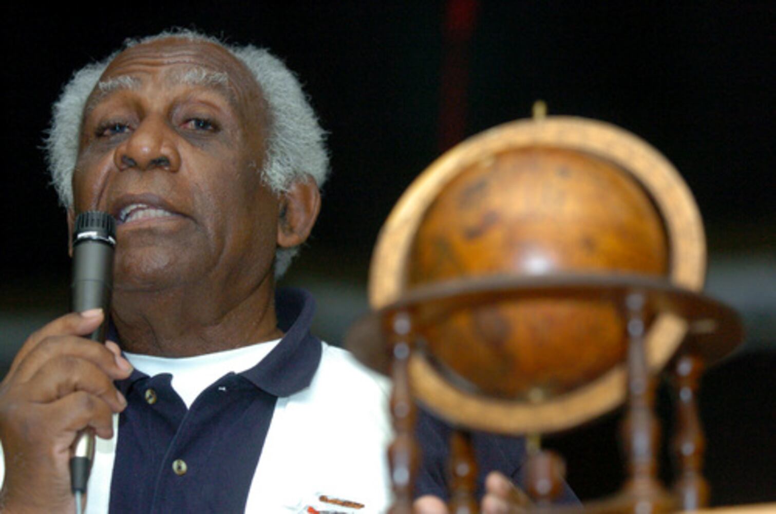 Tuskegee Airmen visit Shamrock Middle School