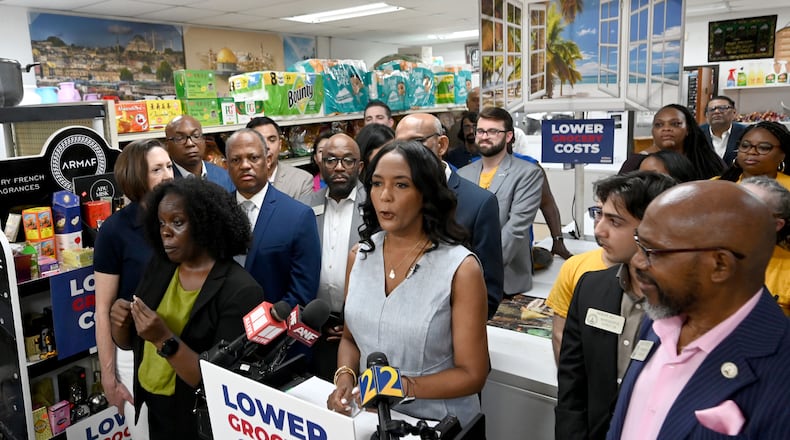 Keisha Lance Bottoms, the Democratic nominee for governor, unveils her proposal to suspend sales taxes on groceries during a press event at Al Huda Groceries on Wednesday, Sept. 2, 2026, in Lawrenceville. (Hyosub Shin/AJC)