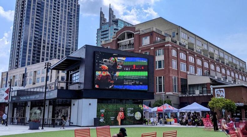Atlantic Station greenspace (Credit: Draft Kings Fantasy Football Crafts & Drafts Festival)