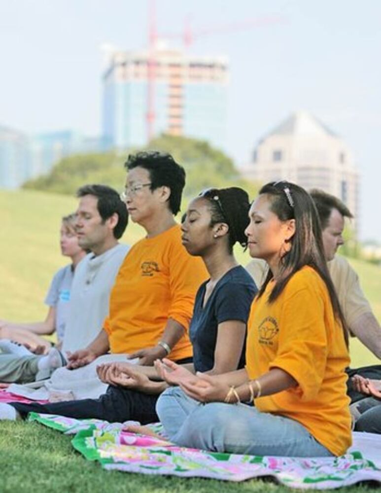 Meditation group meets at Piedmont Park