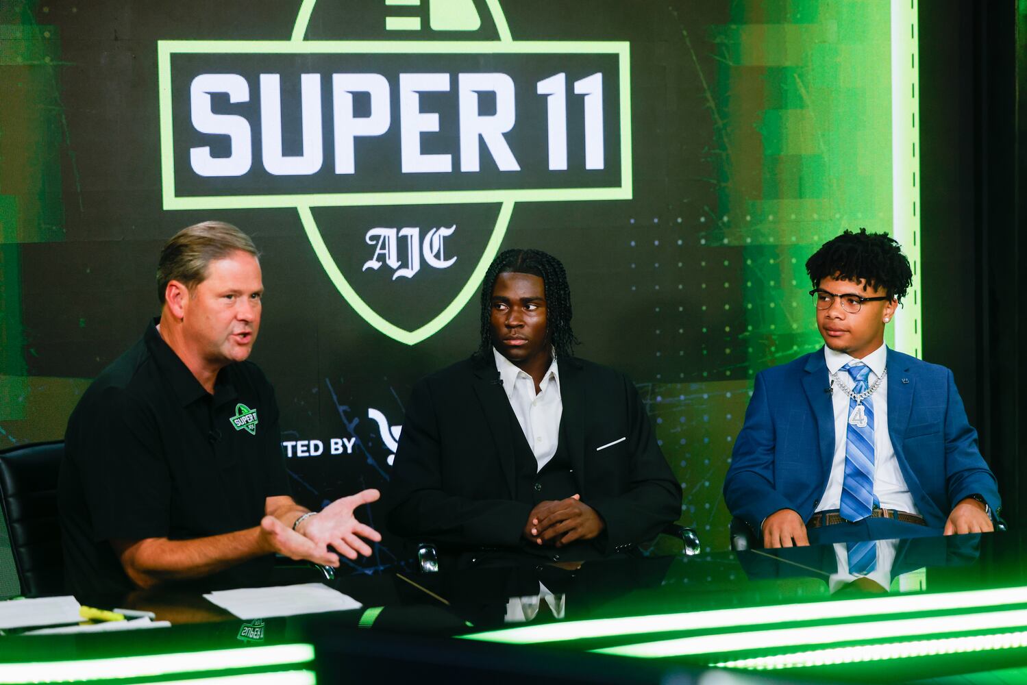 super 11 show