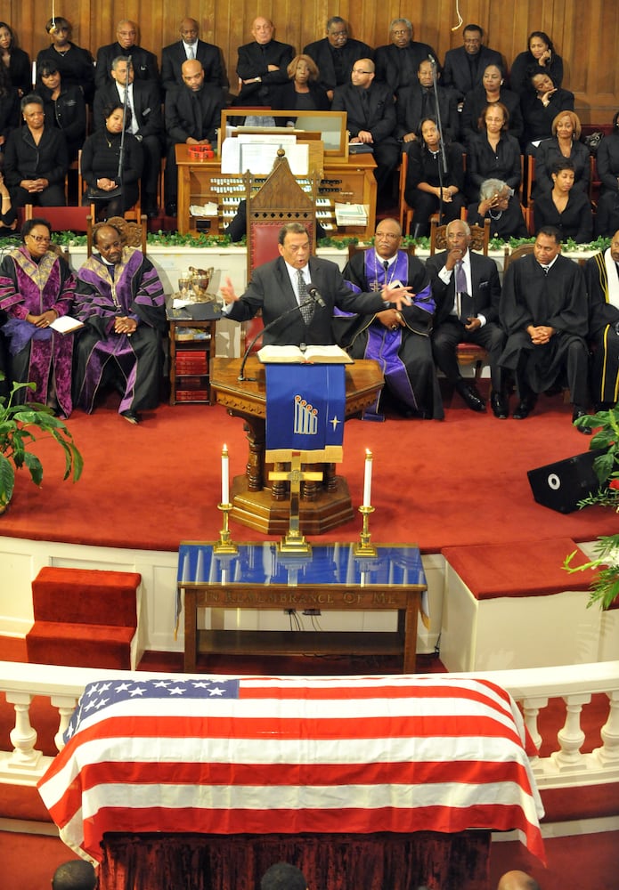 Funeral services for key supporter of civil rights