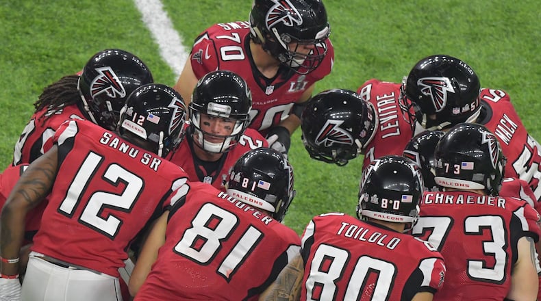 February 5, 2017 Houston, TX - Atlanta Falcons quarterback Matt Ryan (2) instructs in the second half at NRG Stadium in Houston, TX, on Sunday, February 5, 2017. The Patriots beat the Falcons in OT 34-28. HYOSUB SHIN / HSHIN@AJC.COM