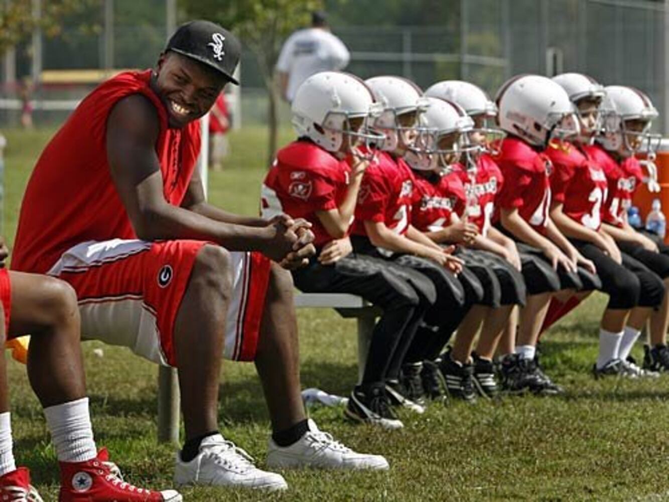 Newnan's Ogletree Brothers work with kids