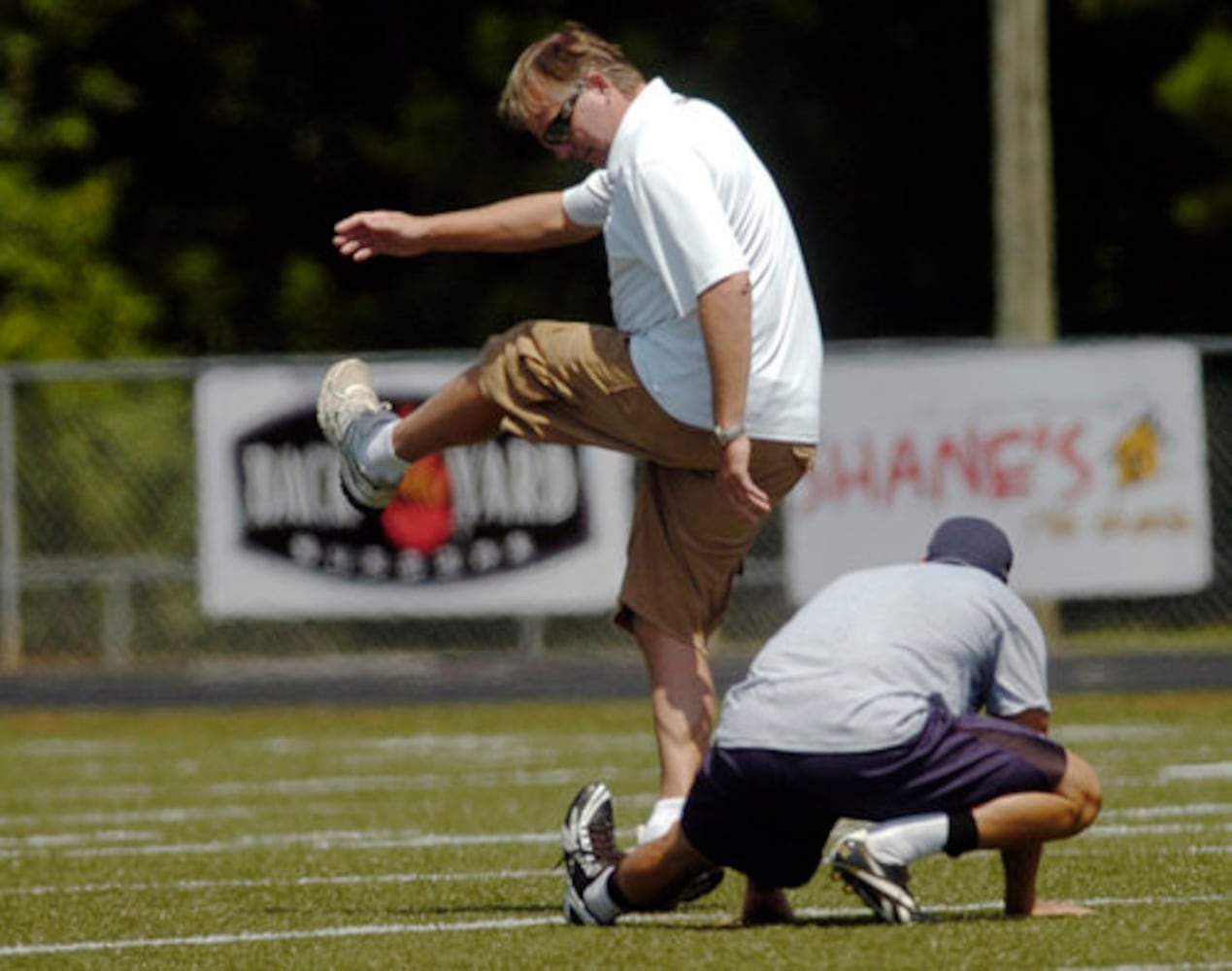 Brandon Coutu seeks Morten Andersen's kicking advice