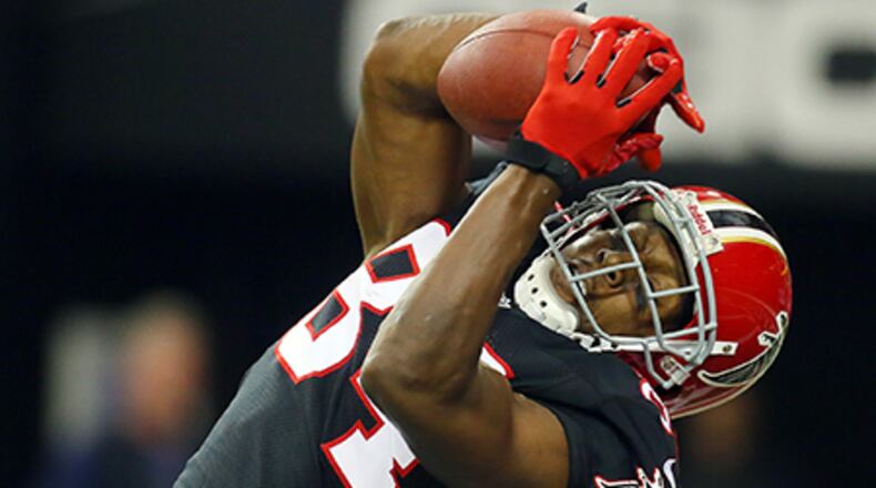 Falcons wide receiver Roddy White was Matt Ryan’s primary target his first five seasons as a starting quarterback. (Curtis Compton/AJC)