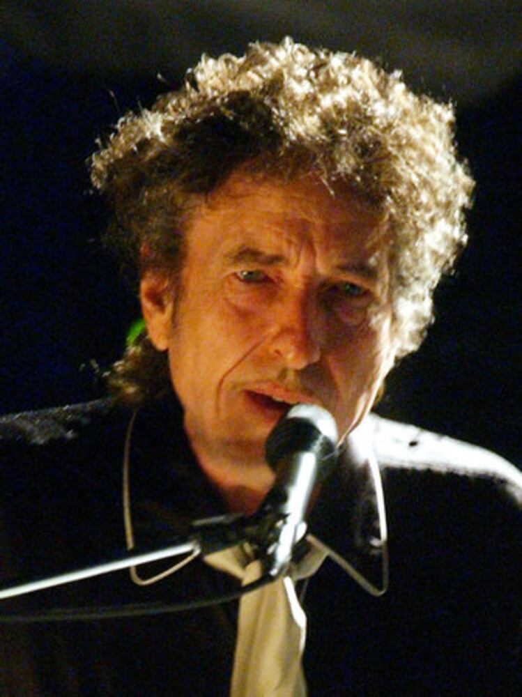 Dylan, others cover John Hiatt's songs