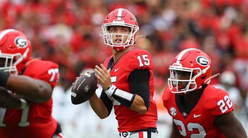 Georgia backup quarterback Carson Beck looks to pass against Samford on Saturday, Sept. 10, 2022, in Athens. Curtis Compton / Curtis Compton@ajc.com