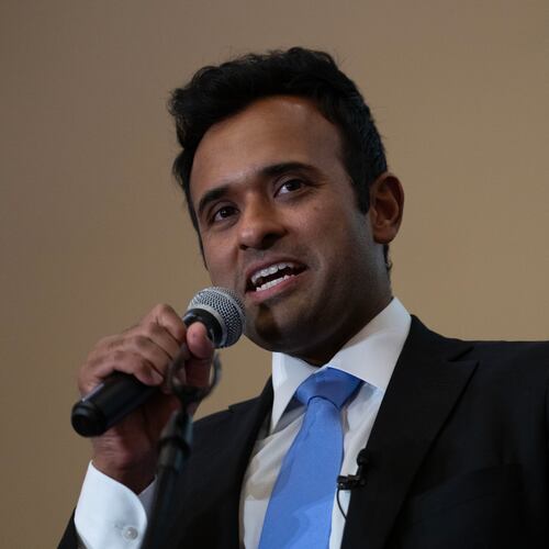 Republican Ohio gubernatorial candidate Vivek Ramaswamy speaks during the Warren County Republicans Lincoln Day Dinner at the Great Wolf Lodge in Mason, Ohio, Friday, April 10, 2026. (AP Photo/Carolyn Kaster)