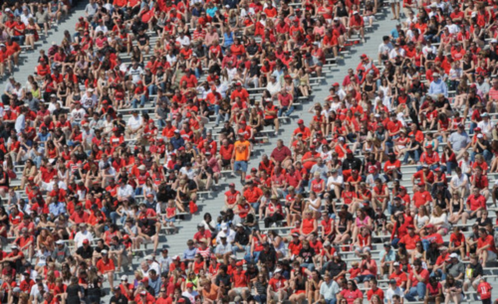 Bulldogs battle in G-Day scrimmage
