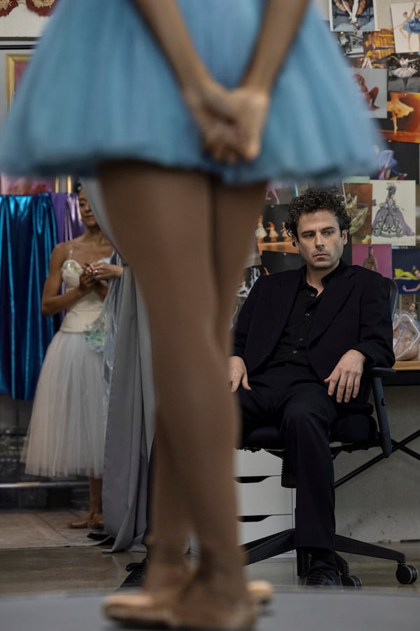 This image released by Amazon MGM Studios shows Luke Kirby in a scene from "Etoile." (Philippe Antonello/Amazon MGM Studios via AP)