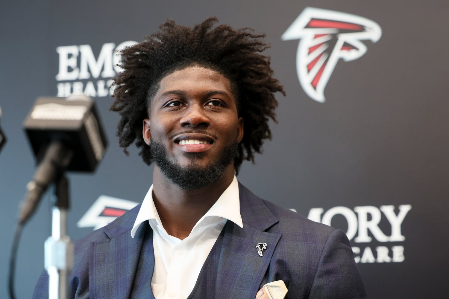 042625 falcons photos