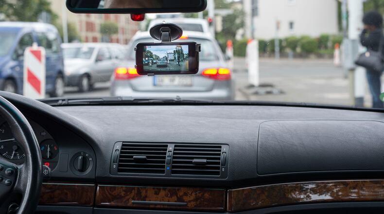 ICE officials may soon be looking a license plates as a way to track down undocumented immigrants.