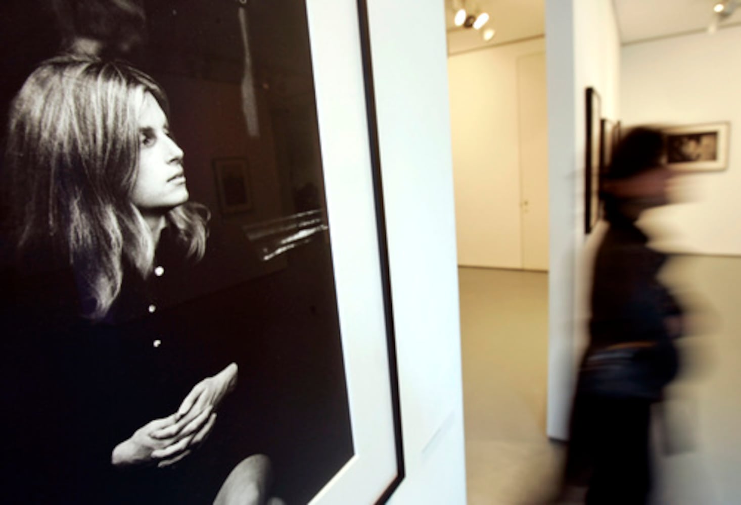 Linda McCartney photo exhibit opens in London