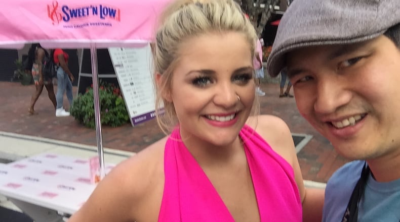 Lauren Alaina in a selfie with me. CREDIT: Rodney Ho/ rho@ajc.com