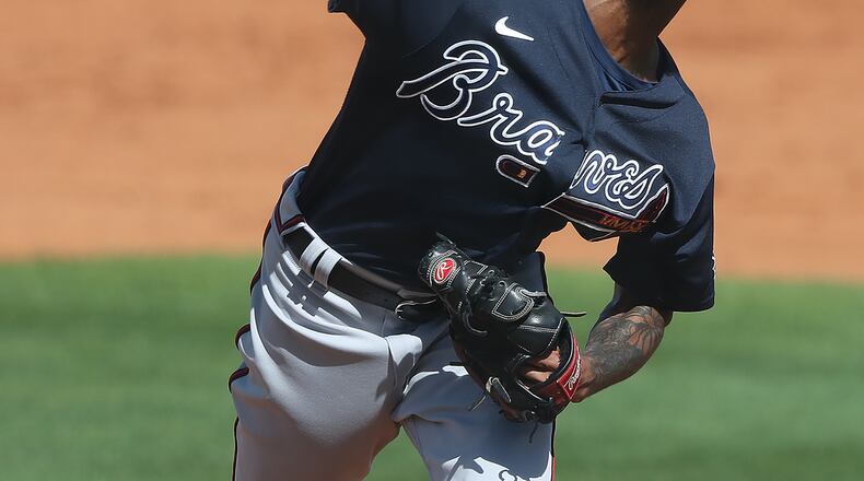 Braves reliever Carl Edwards delivers a pitch against the Tampa Bay Rays during the fourth inning Sunday, Feb. 28, 2021, at Charlotte Sports Park in Port Charlotte, Fla. (Curtis Compton / Curtis.Compton@ajc.com)