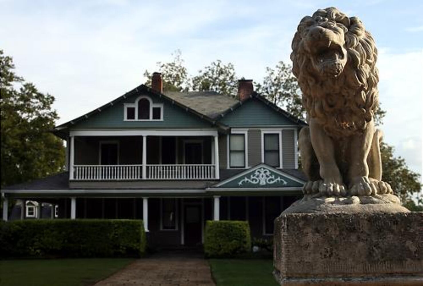 Grant Park home is jewel of home tour
