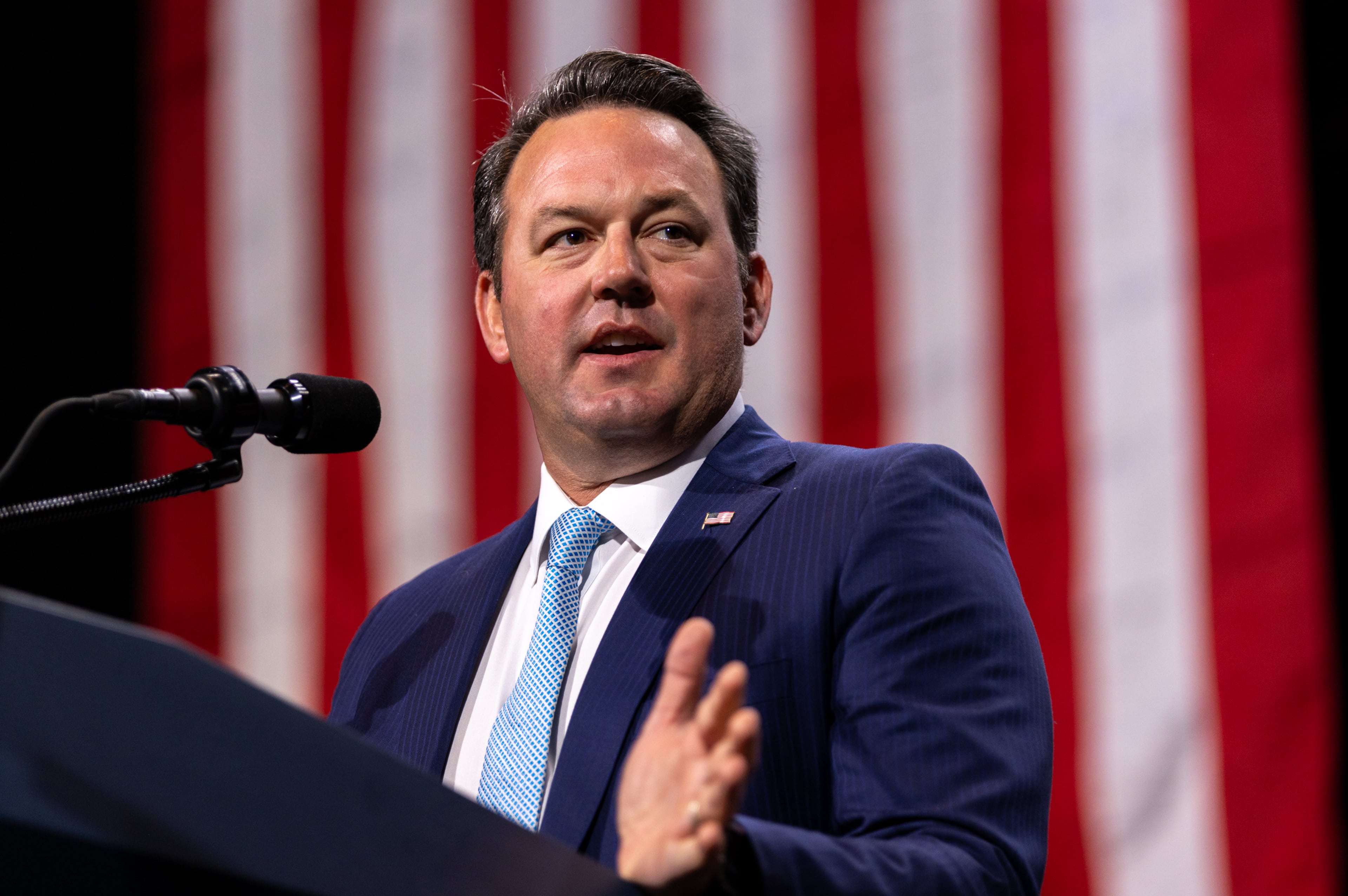 US-NEWS-GAGOV-JONES-ETHICS-AT