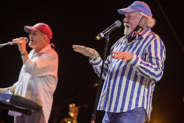 Octogenarians Bruce Johnston (left) and Mike Love of the Beach Boys perform in California in 2020. (Brian van der Brug/Los Angeles Times/TNS)
