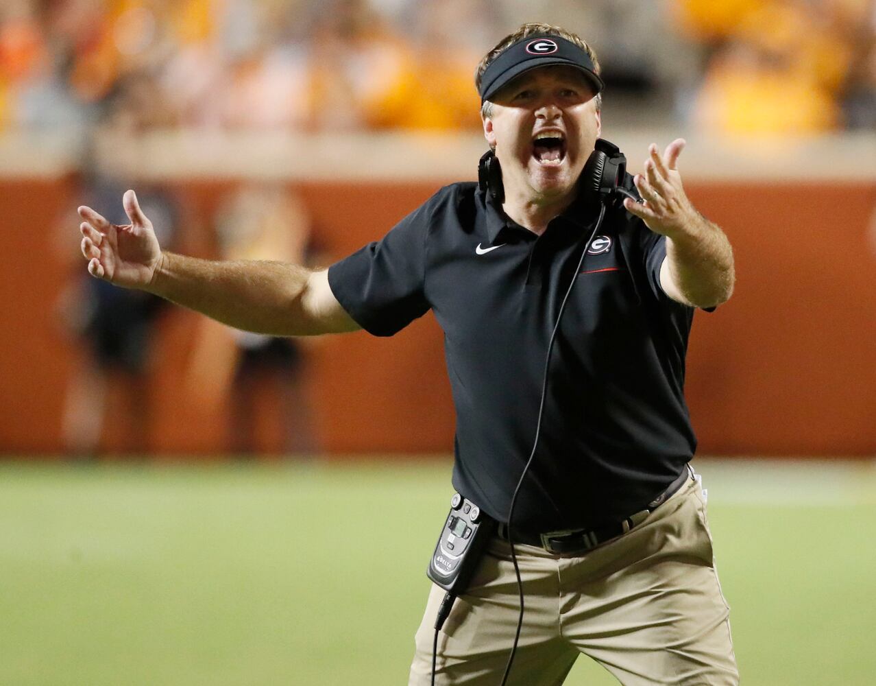 Photos: Bulldogs overpower Tennessee