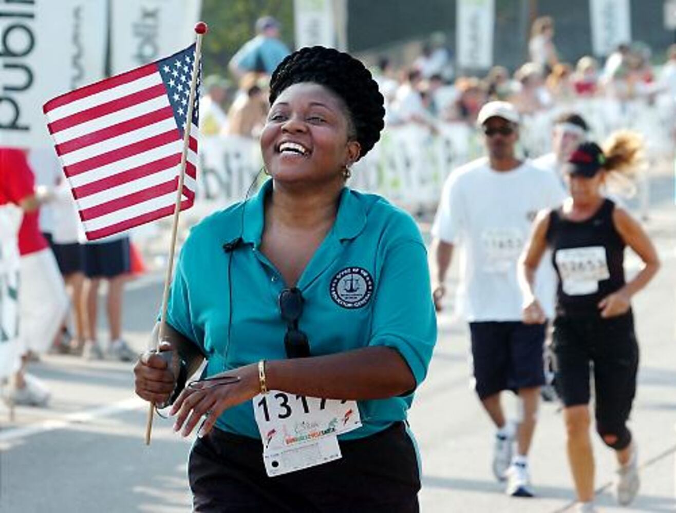 U.S. 10K Classic draws 10,000 racers