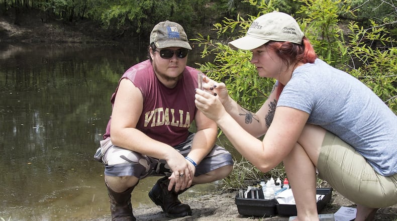 East Georgia State College and the Altamaha Riverkeeper Organization formed a partnership in 2015 to provide internships for biology students. Kaitlin Warren, the second intern, graduated in May and was then hired as the Oconee Watershed Manager for the Altamaha Riverkeeper. She is overseeing this summer s intern, biology major Zach Davis. Warren and Davis have been taking samples of the Ohoopee River to measure any changes to the water quality. The river lacked any baseline data until the fall of 2015, when this internship program started, Warren said. Interns are required to obtain a quality control and quality assurance training trough Georgia Adopt a Stream, an EPA citizen scientist water quality program. The Chemical Monitoring program includes training in the following parameters: air temperature, water temperature, conductivity, pH and dissolved oxygen.
