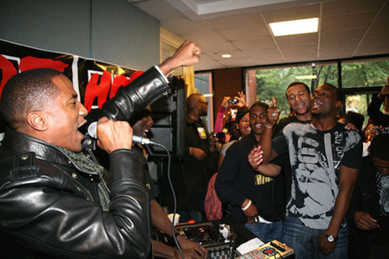 Q-Tip performs at Spelman Homecoming