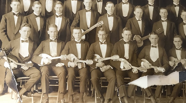 William Howell Kiser, first row, third from the left, played with the Yale mandolin orchestra in a photo from 1915. Photo: courtesy Kiser family