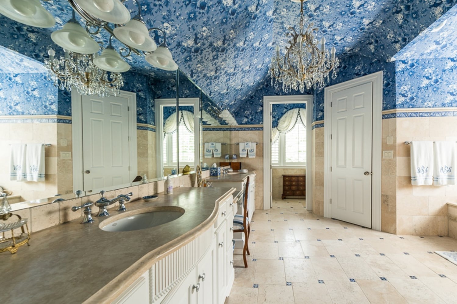 $4.3 buys a 'prestigious' Johns Creek home with resort-like pool and river views