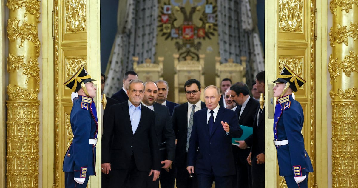 Russia’s strong ties with both Israel and Iran could help it emerge as a power broker