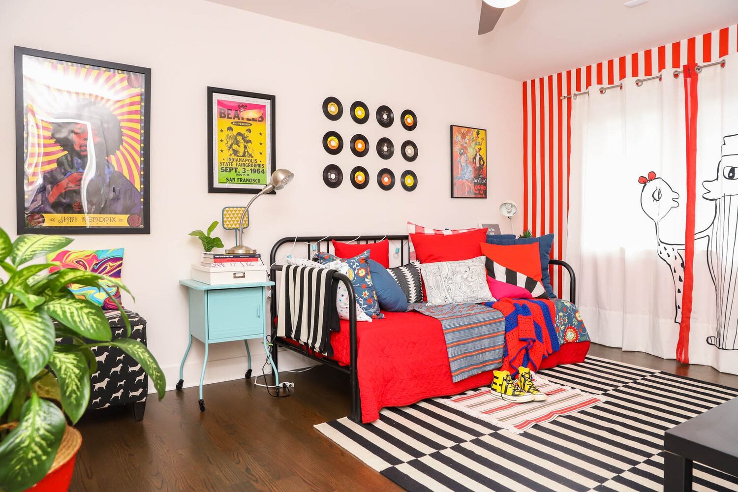 Photos: Mid-century modern home filled with pop art style