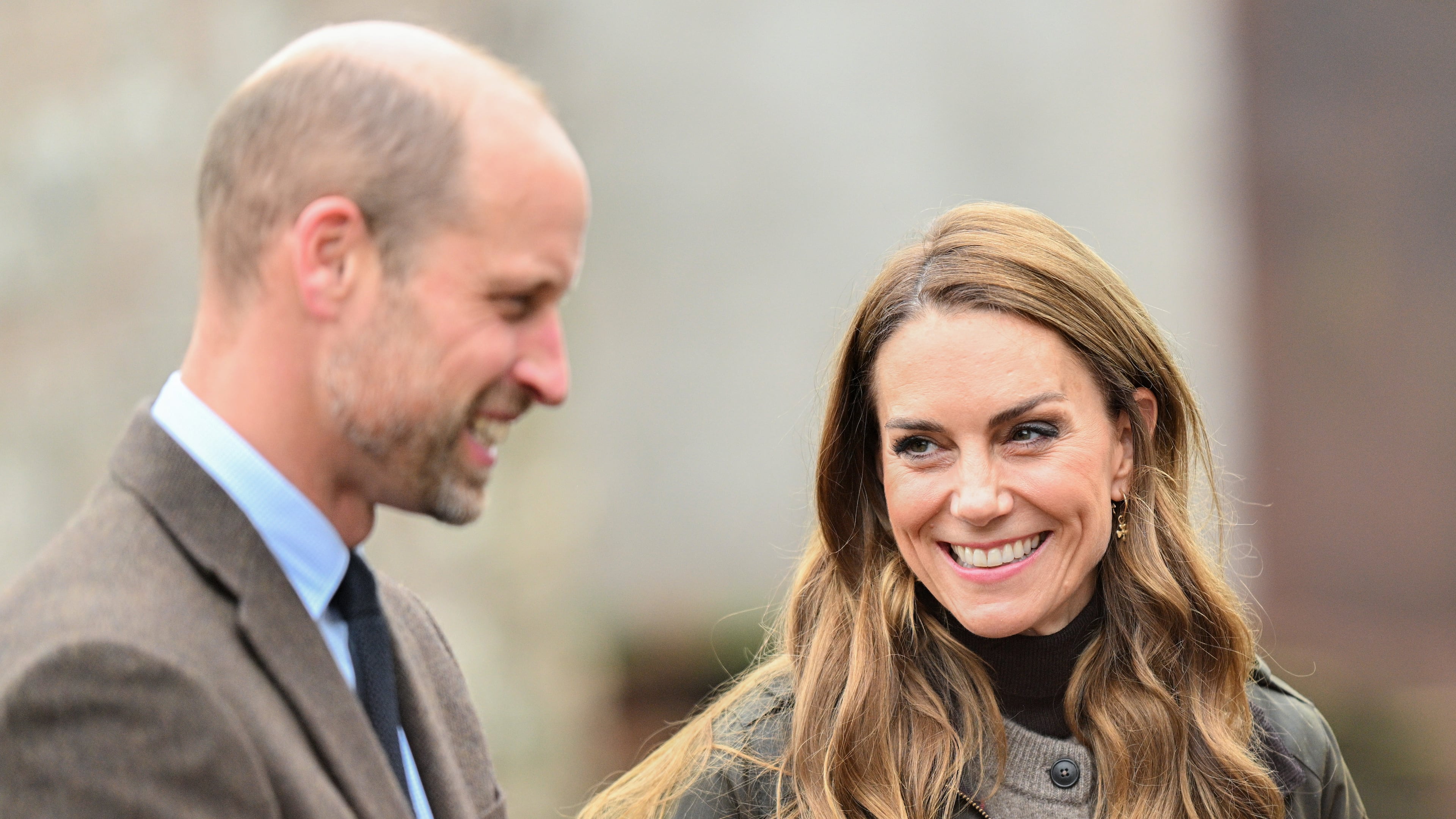 Britain's Prince William and Kate, Princess of Wales during a visit to Mallon Farm, a flax farm in County Tyrone that is spearheading the revival of flax growing for linen, in Cookstown, Northern Ireland, Tuesday, Oct. 14 2025. (Samir Hussein/Pool Photo via AP)