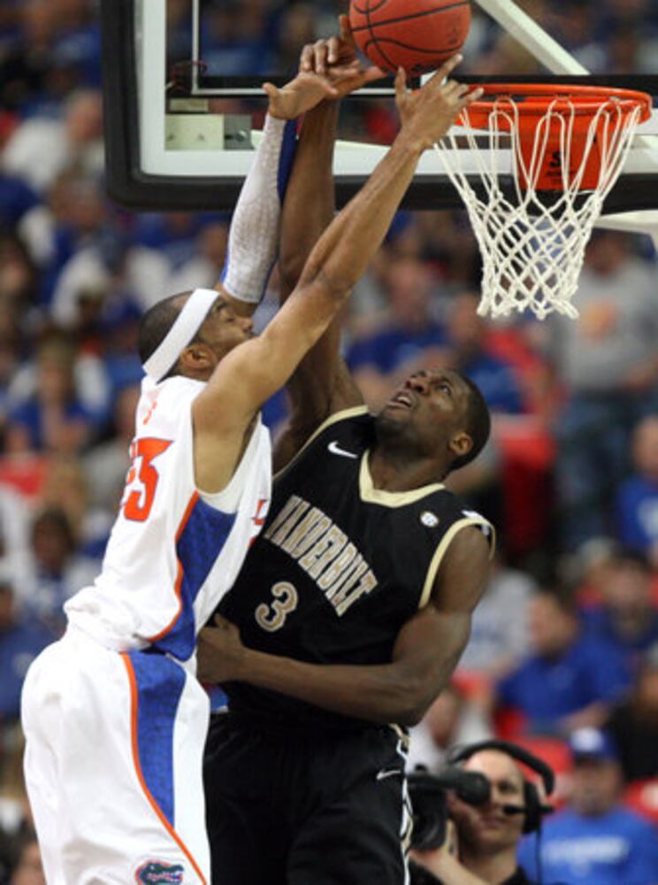 SEC basketball tournament semifinals
