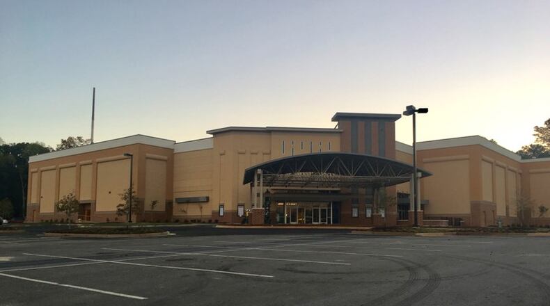 The new Carmike Cinemas Ovation 11 off Scenic Highway, as seen in mid-October. TYLER ESTEP / TYLER.ESTEP@AJC.COM