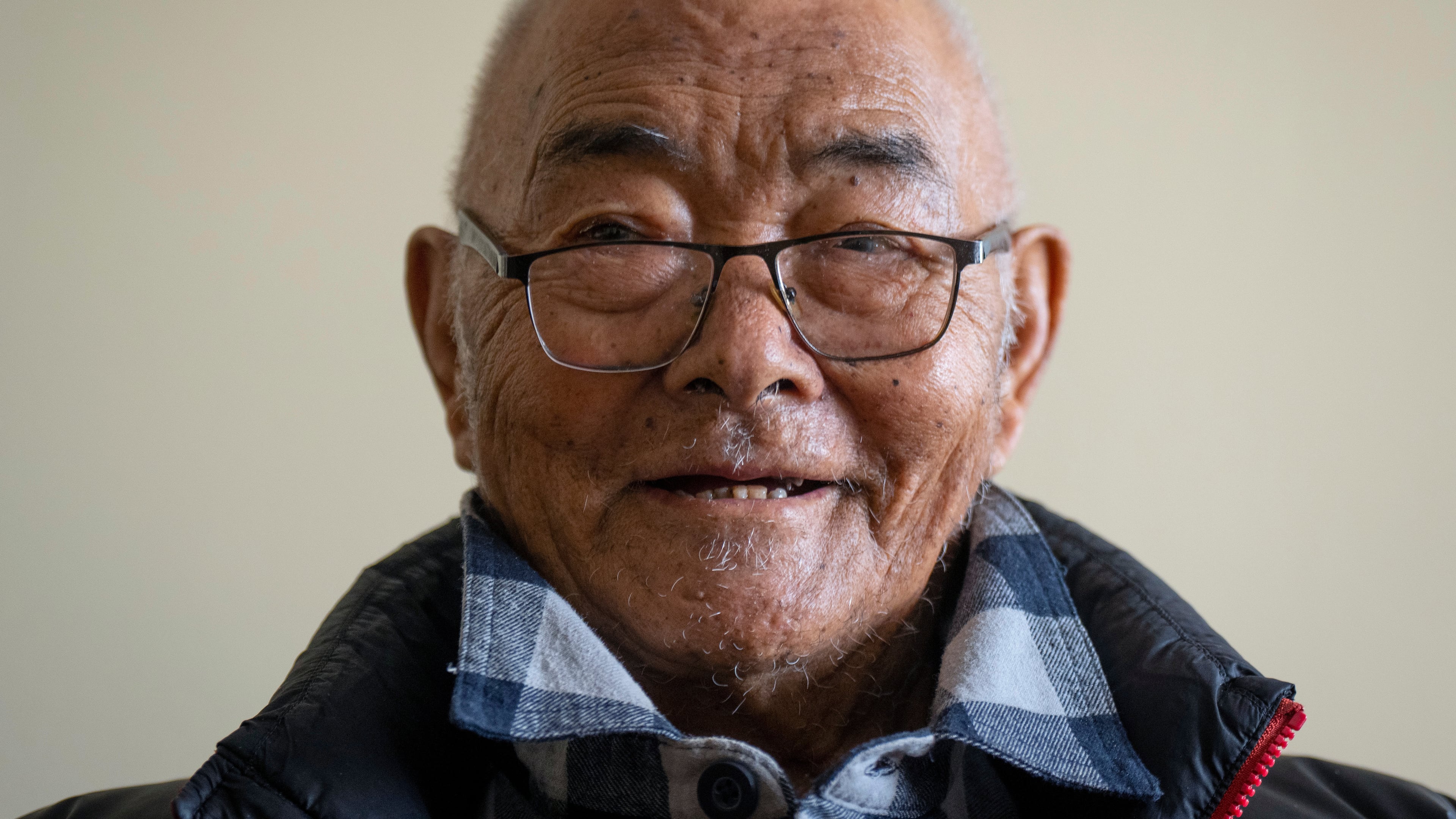 FILE - Kanchha Sherpa, 91, who was among the 35 members in the team that put New Zealander Edmund Hillary and his Sherpa guide Tenzing Norgay atop the 8,849-meter (29,032-foot) peak on May 29, 1953, speaks during an interview with The Associated press in Kathmandu, Nepal, March 2, 2024. (AP Photo/Niranjan Shrestha, File)