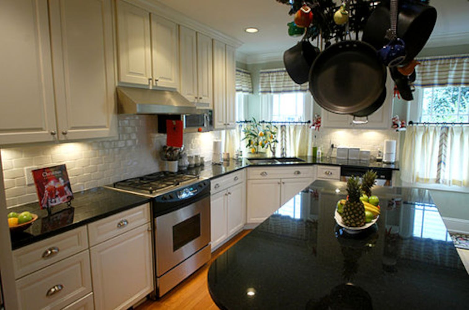 Inside Mary Kay Andrews' home in Avondale Estates